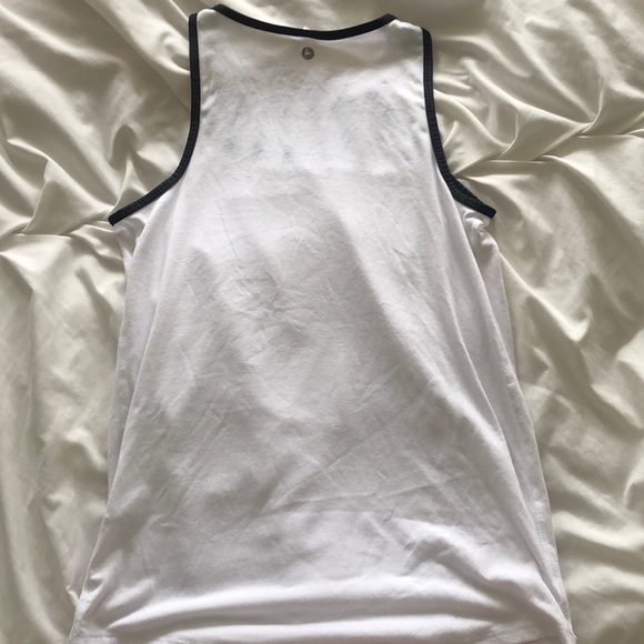 Exercise tank - Picture 2 of 2